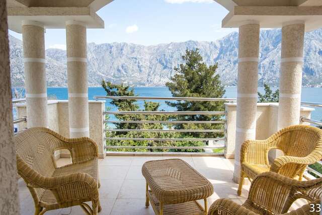 Гостевой дом Apartments and Rooms Troya Котор-17