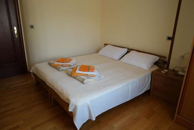 Гостевой дом Apartments and Rooms Troya Котор-5